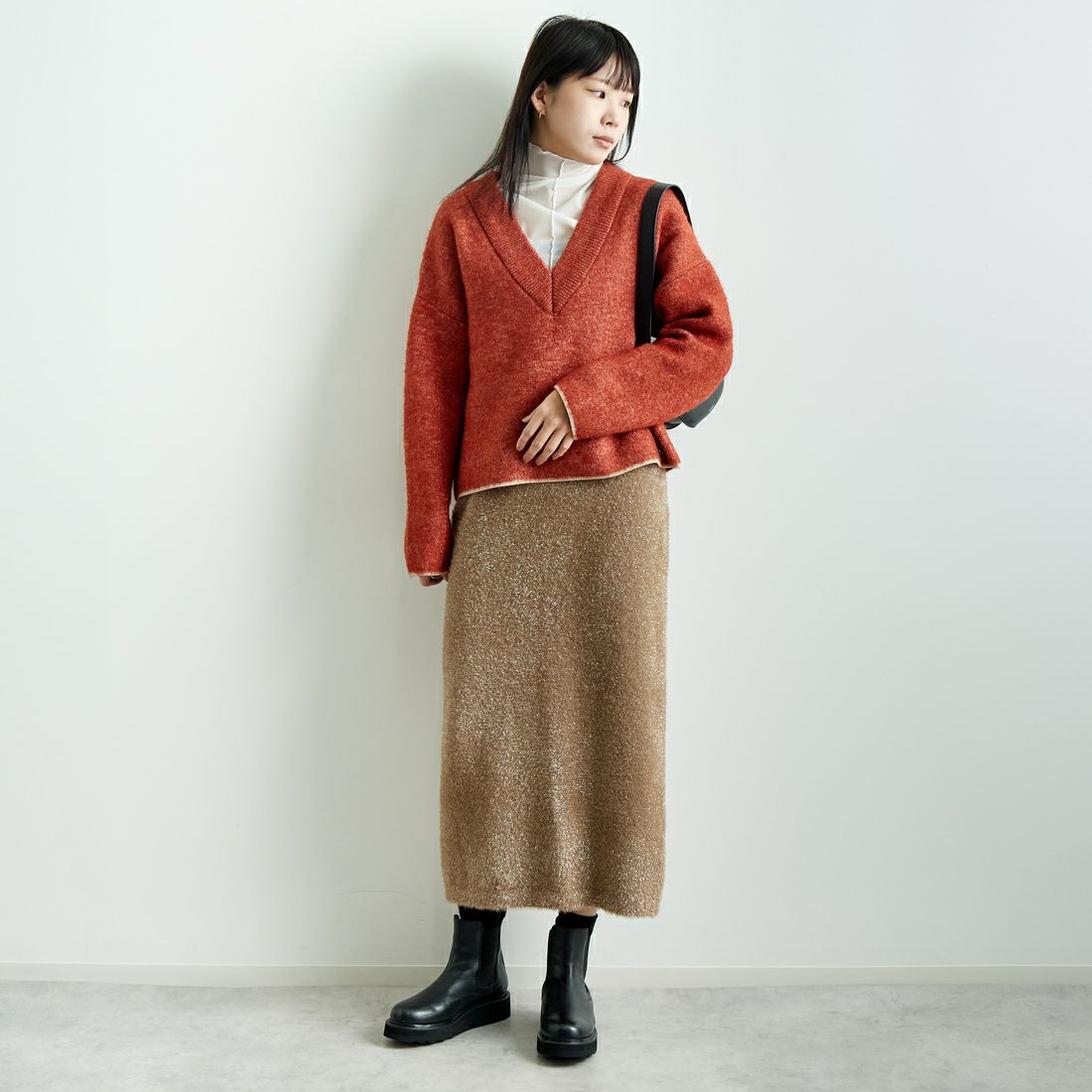 Jf Ready Made [ジェイエフレディメイド] ダブルフェイスVネックニット [3224569] ﾀﾞｰｸｵﾚﾝｼﾞ &&モデル身長：167cm 着用サイズ：F&&