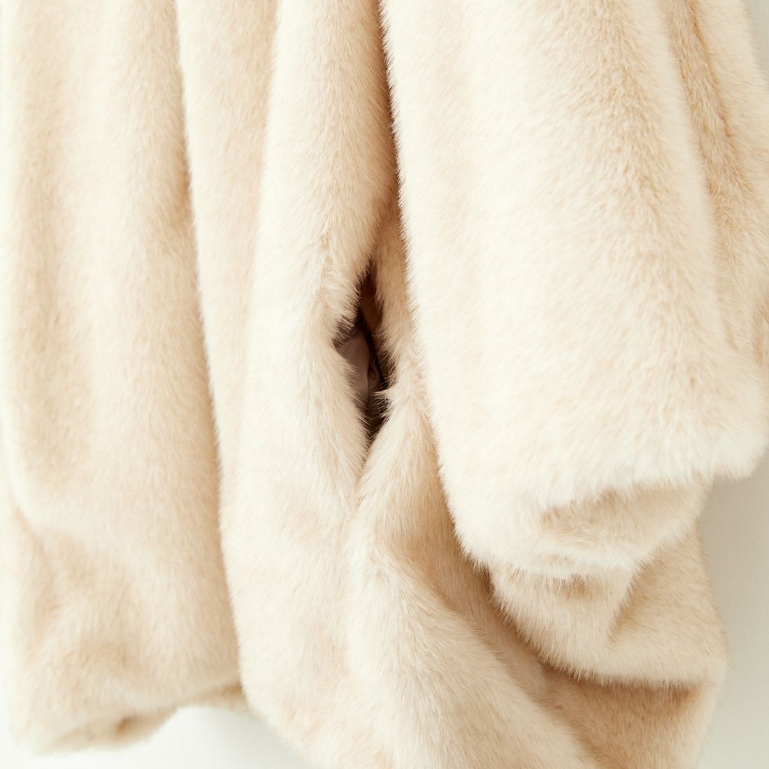 Jeans Factory Clothes [ジーンズファクトリークローズ] ミンク調ファーフードジャケット [VP-2219] IVORY
