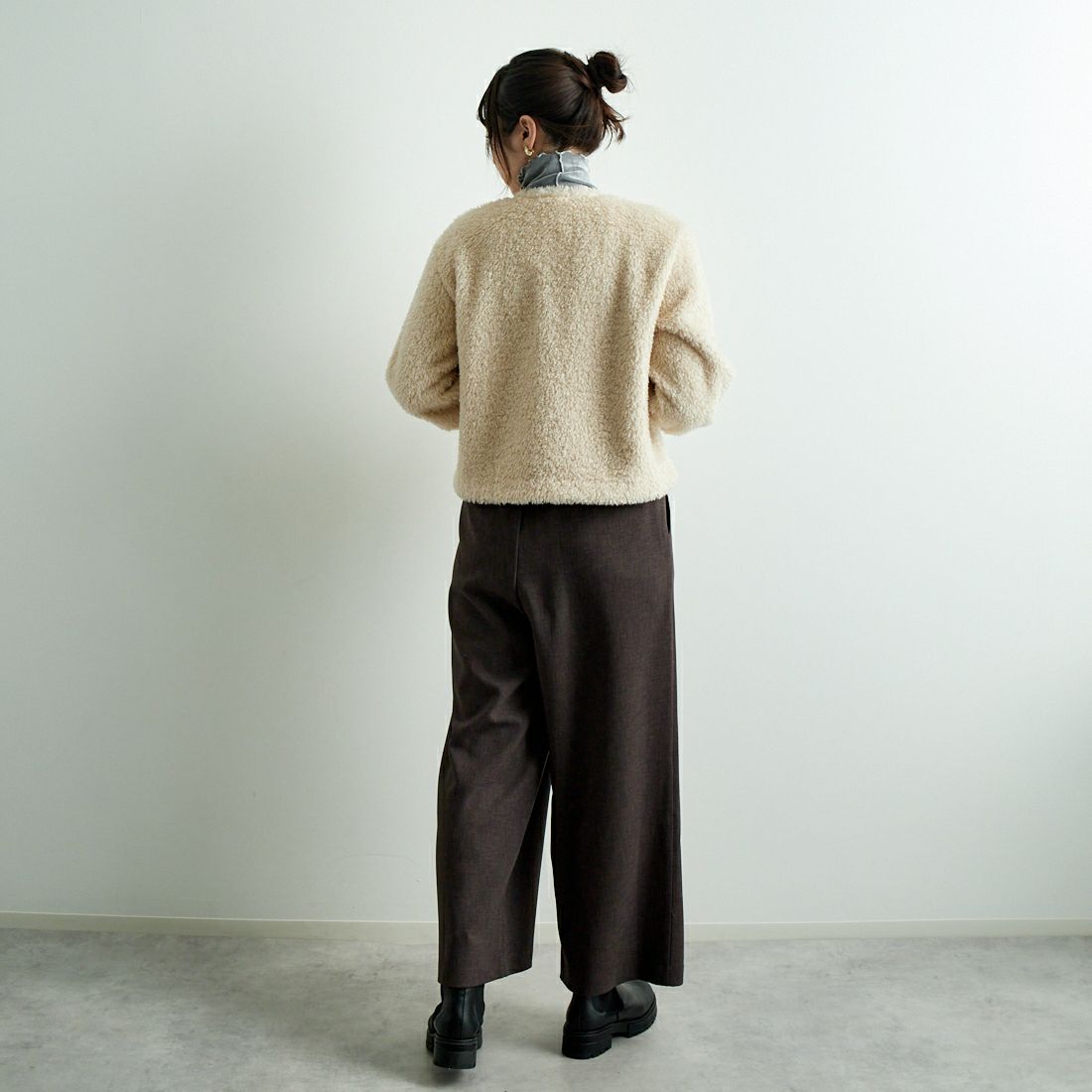 Jeans Factory Clothes [ジーンズファクトリークローズ] カールボアボレロ [21243071] 032 ｴｸﾘｭ &&モデル身長：167cm 着用サイズ：F&&