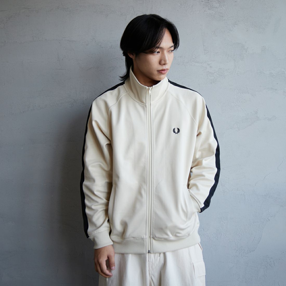 FRED PERRY [フレッドペリー] 別注 配色ライントラック