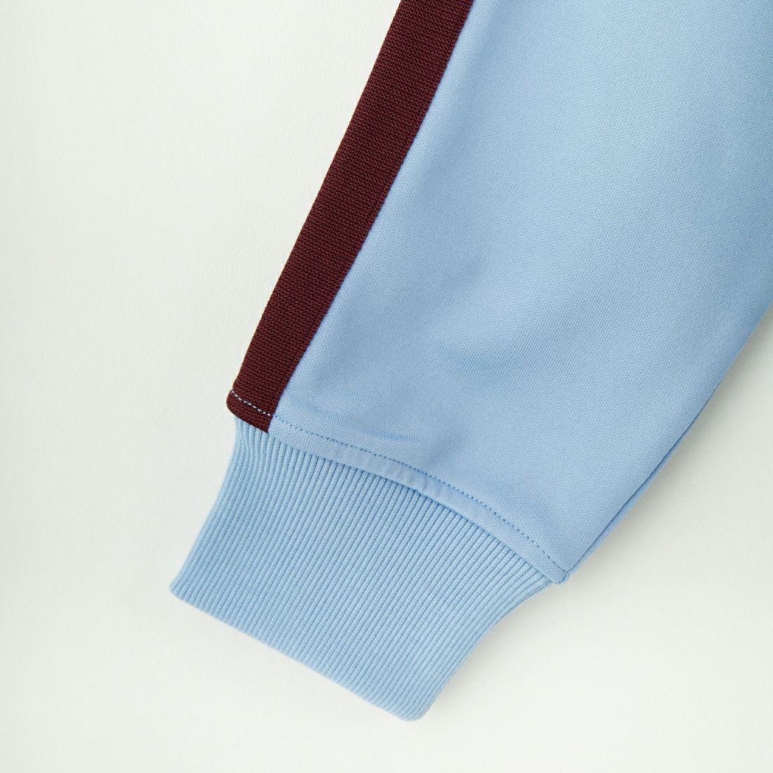 FRED PERRY [フレッドペリー] 別注 配色ライントラックジャケット [FPM-24A-025-JF] SKY/OXBLOO