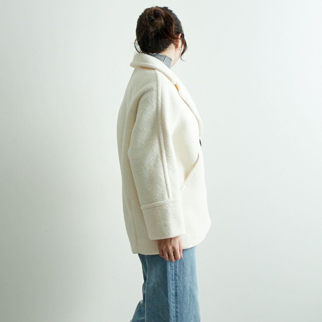 Jeans Factory Clothes [ジーンズファクトリークローズ] ライトウェーブニットショートPコート [8920574-00] 02 ｵﾌ &&モデル身長：167cm 着用サイズ：F&&