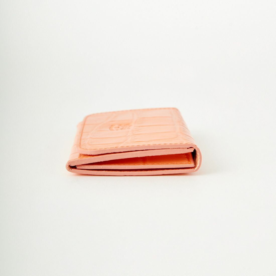 IL BISONTE [イルビゾンテ] クロコ エンボスドレザーカードケース [5402305593] 62 SALMONE