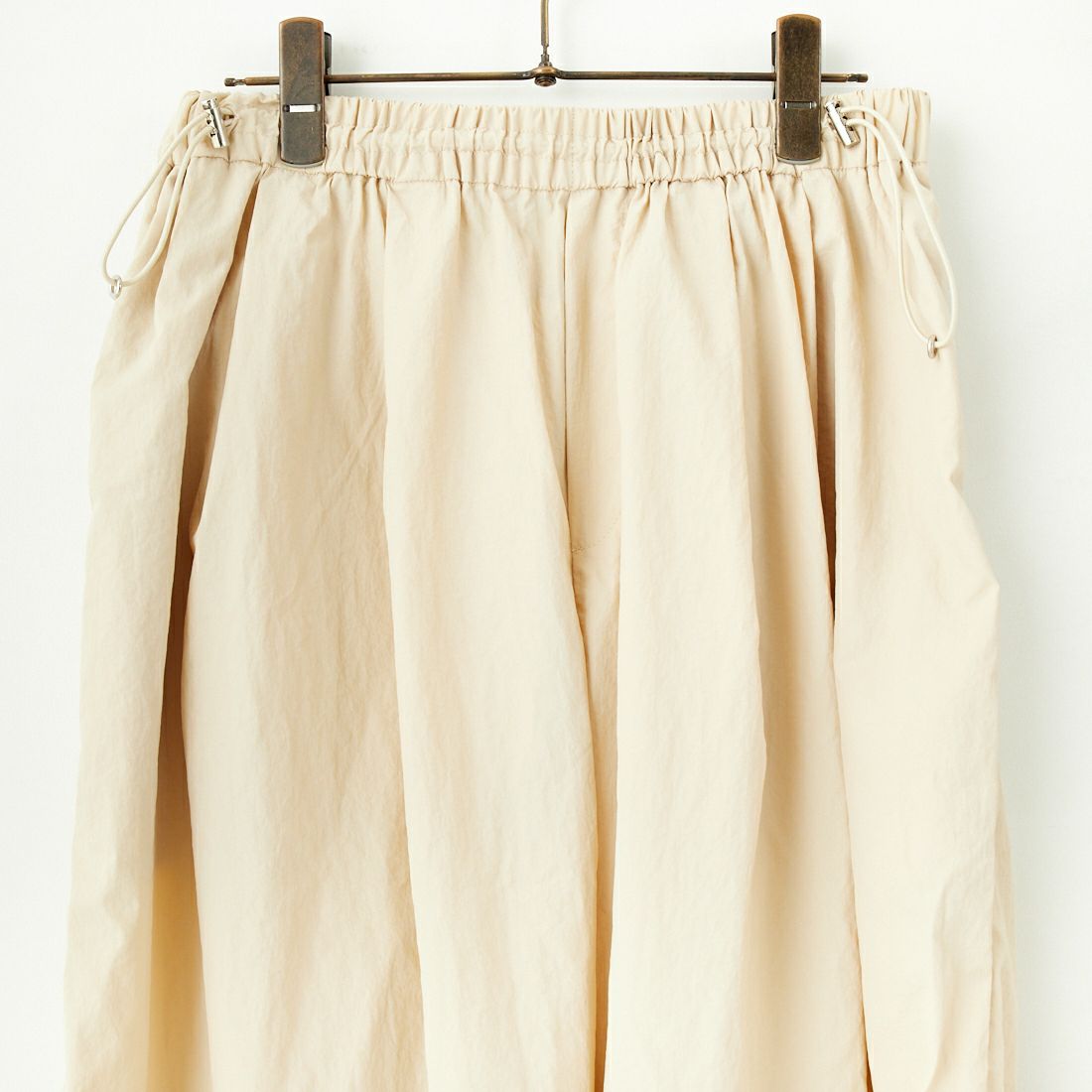 Jeans Factory Clothes [ジーンズファクトリークローズ] ドローコードナイロンワイドパンツ [IN12-PT-5] ﾍﾞｰｼﾞｭ