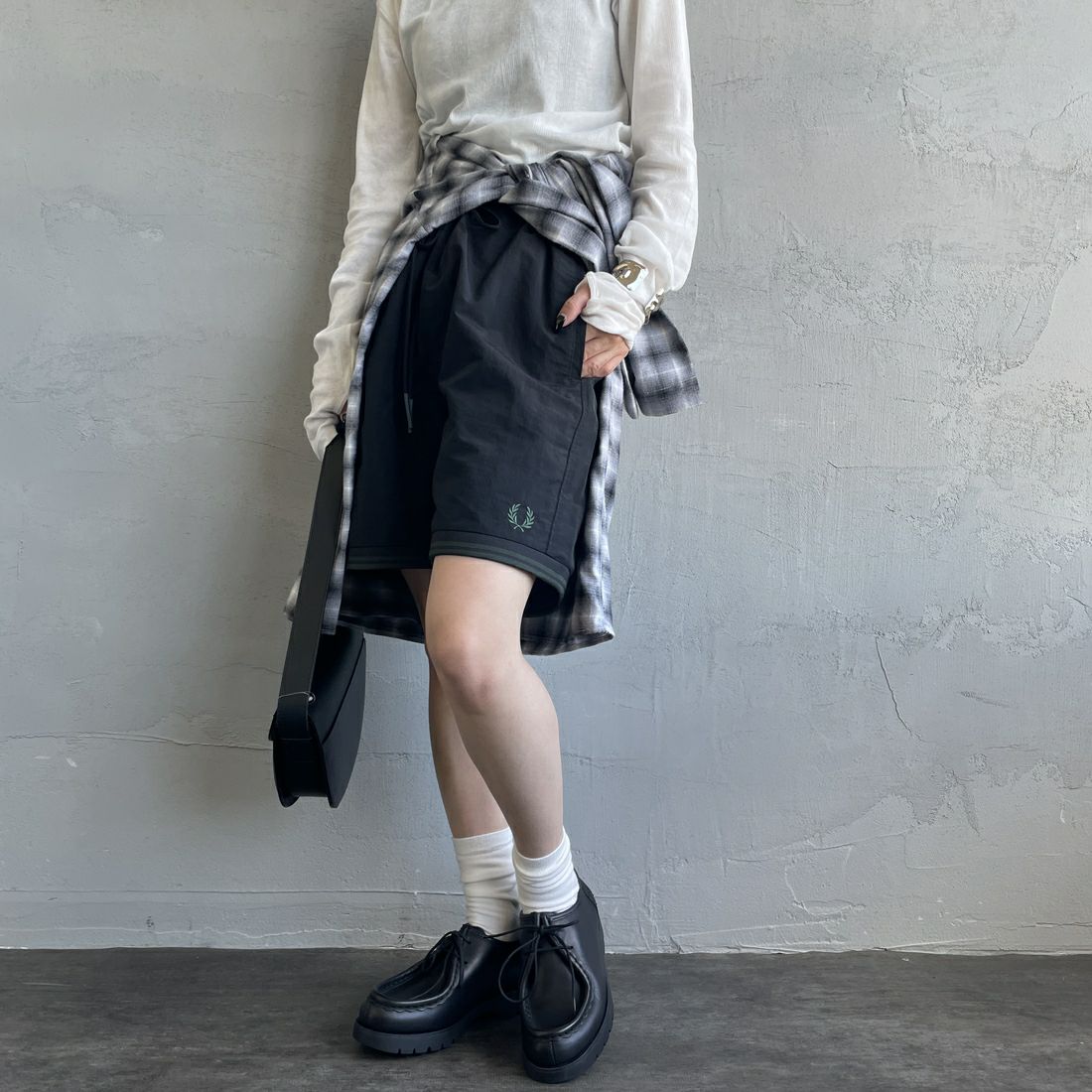 BLK/GRN&&モデル身長：150cm 着用サイズ：XS&&
