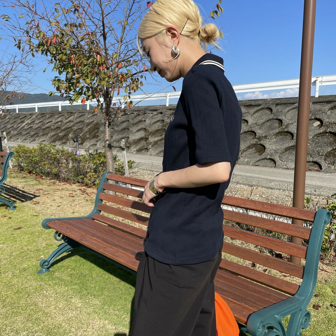 FRED PERRY [フレッドペリー] 別注 ツインティップライン リブポロシャツ [FPW-25S-009-JF] NVY/OAT &&モデル身長：150cm 着用サイズ：8&&