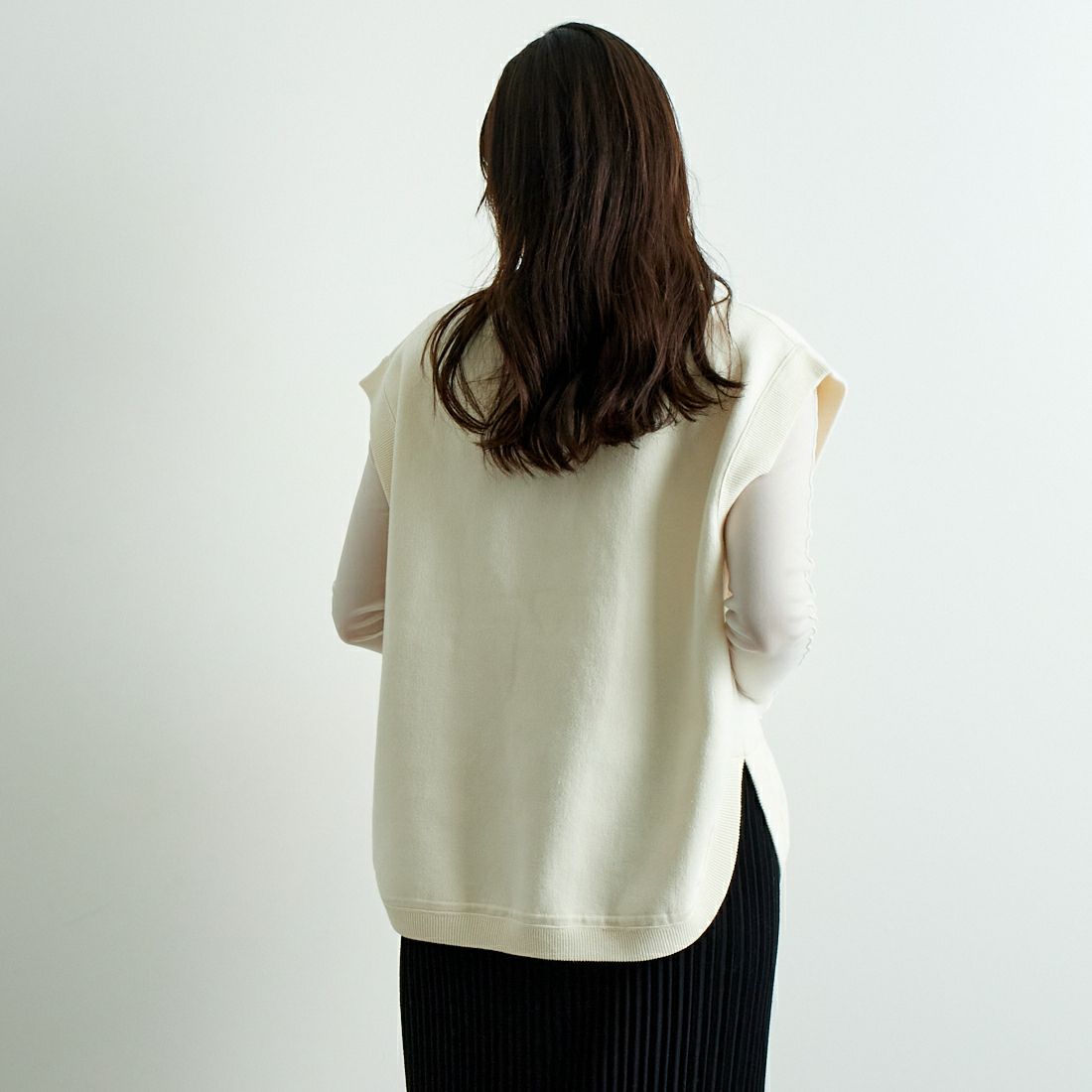 Jf Ready Made [ジェイエフレディメイド] スウェットライクベスト [61384-DD] OFF WHITE &&モデル身長：167cm 着用サイズ：F&&