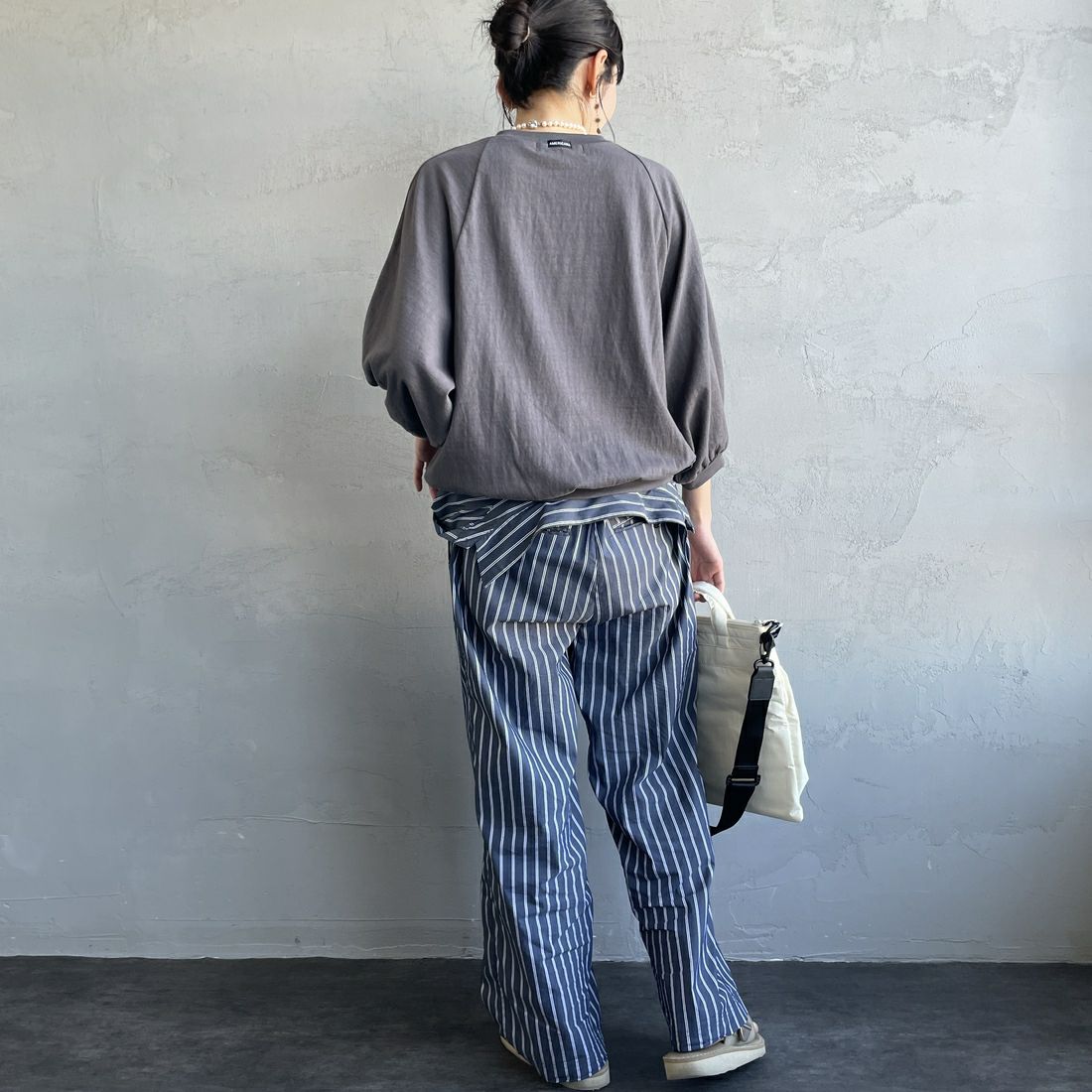 Americana × JEANS FACTORY [アメリカーナ × ジーンズファクトリー] 別注 7分袖 ラグランスリーブプリントTシャツ [ASO-777-1-JF] ﾁｬｺｰﾙ &&モデル身長：160cm 着用サイズ：ONE SIZE&&
