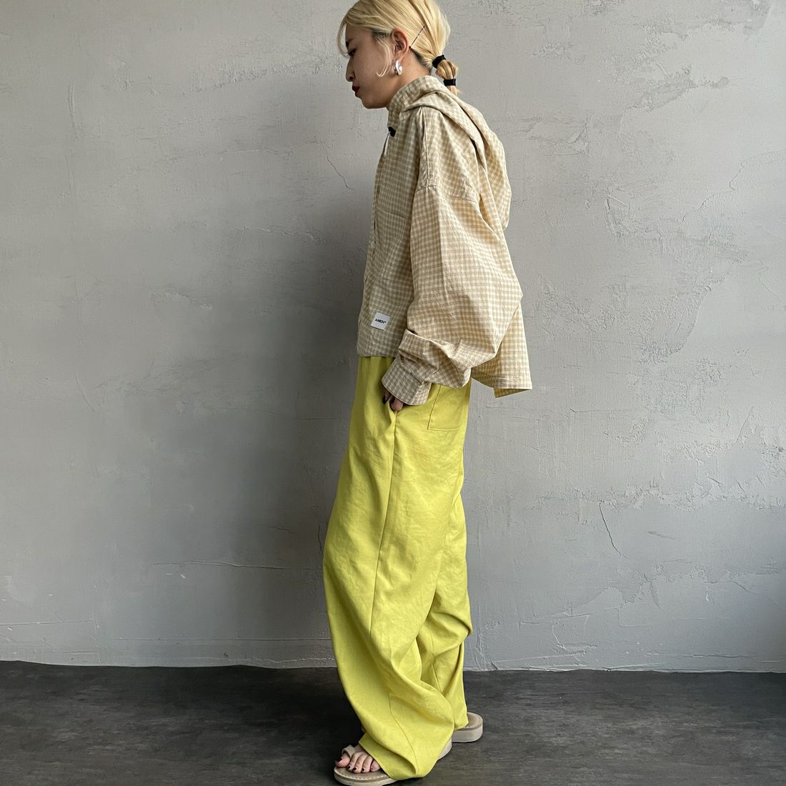 Americana × JEANS FACTORY [アメリカーナ × ジーンズファクトリー] 別注 フード付き チェックシャツアウター [ASO-L-779-2-JF] ｸﾞﾘｰﾝ &&モデル身長：150cm 着用サイズ：ONE SIZE&&