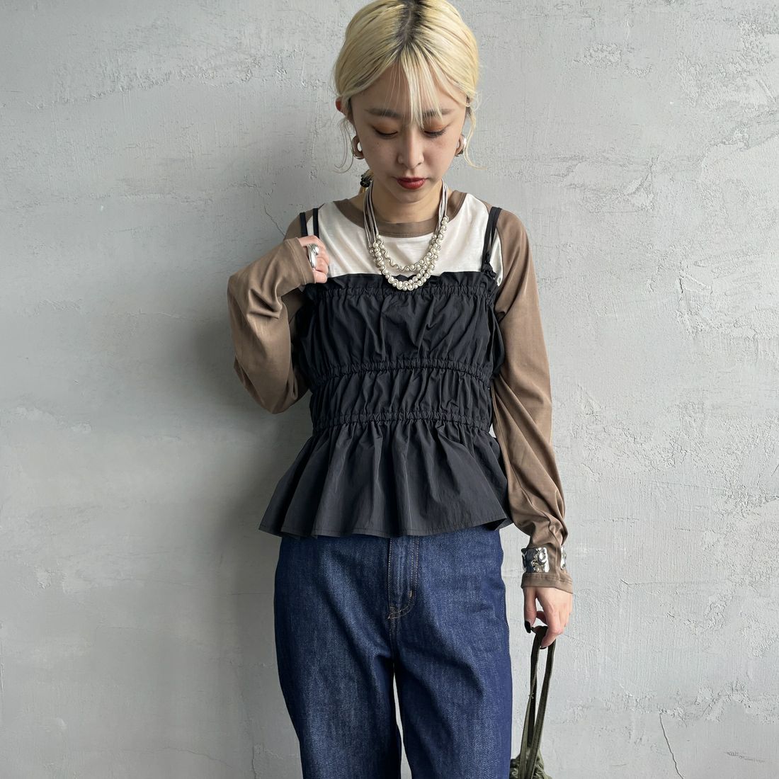 09 BLACK&&モデル身長：150cm 着用サイズ：F&&