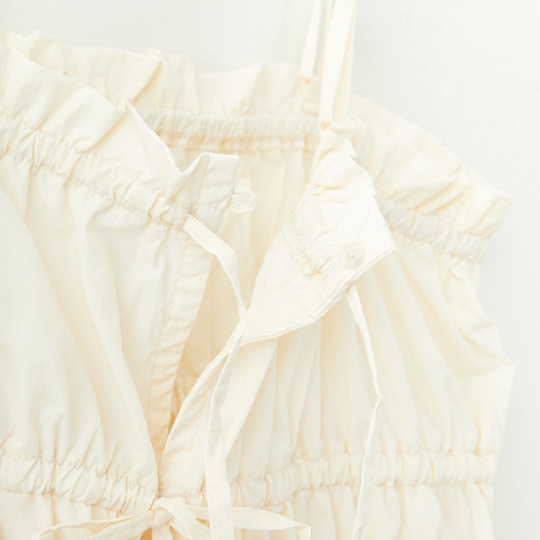 nenom [ネノム] マルチWAYギャザービスチェ [NE25112002] 02 OFF