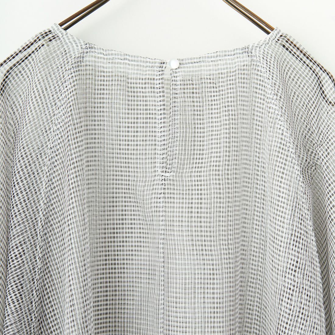 nenom [ネノム] シアーバルーンスリーブブラウス [NE25112021] 50 WHT/BLK