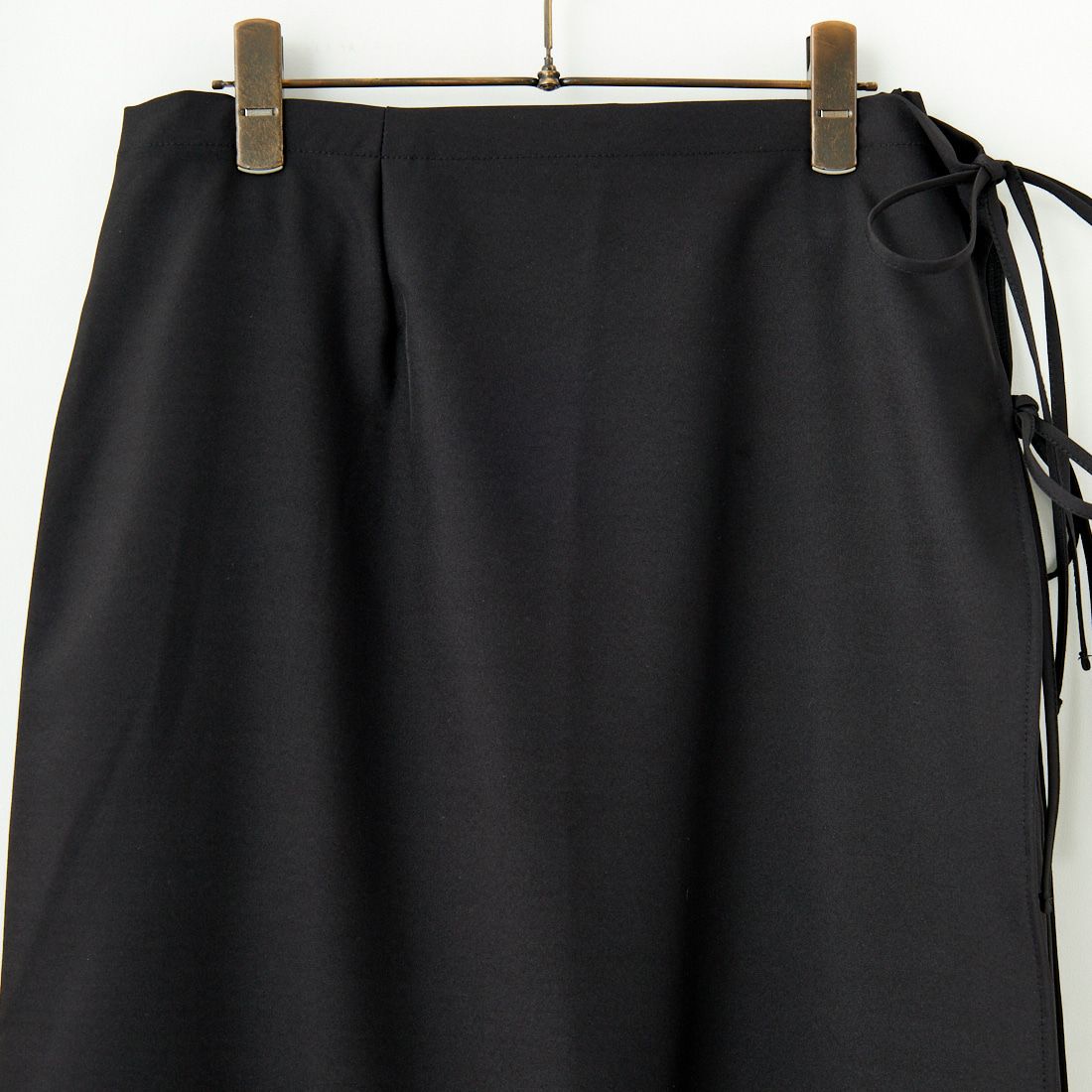 nenom [ネノム] 2WAY ラップスカートレイヤードタックワイドパンツ [NE25112013] 09 BLACK