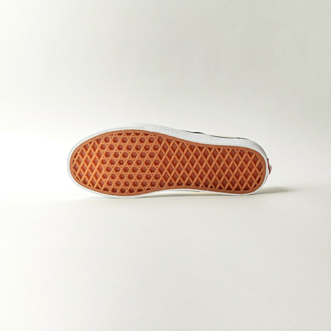 VANS [バンズ] クラシックスリッポン [VN000EYEBWW] B＆W CHCKER