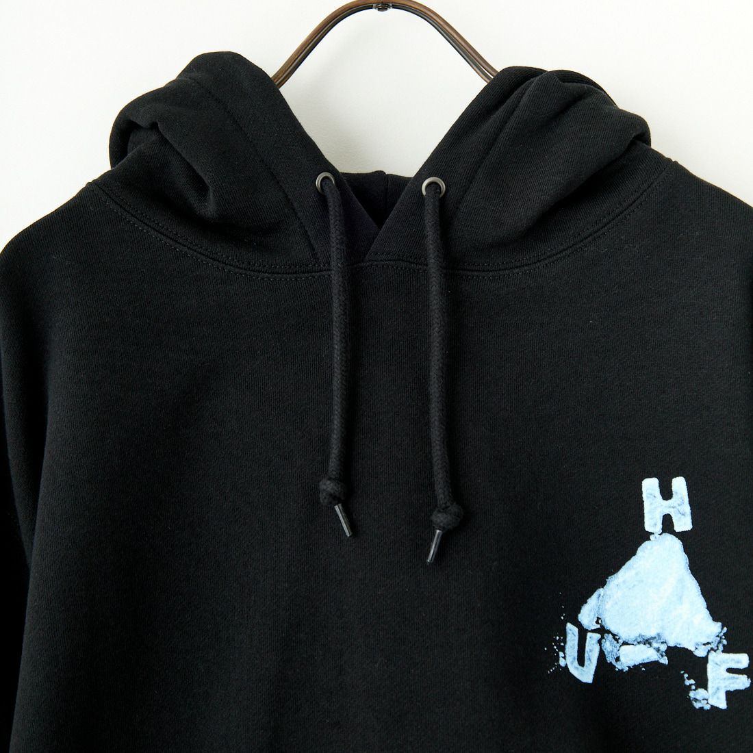 HUF [ハフ] ステイ チル トリプルトライアングル プルオーバーパーカー [PF00711] BLACK