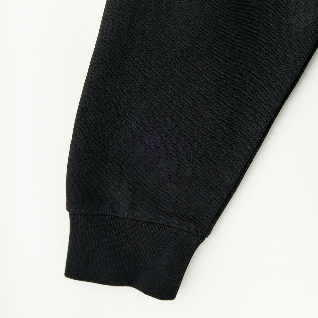HUF [ハフ] ステイ チル トリプルトライアングル プルオーバーパーカー [PF00711] BLACK