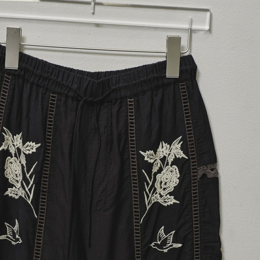 TODAYFUL [トゥデイフル] エンブロイダリーパッチワークパンツ [12510701] BLK
