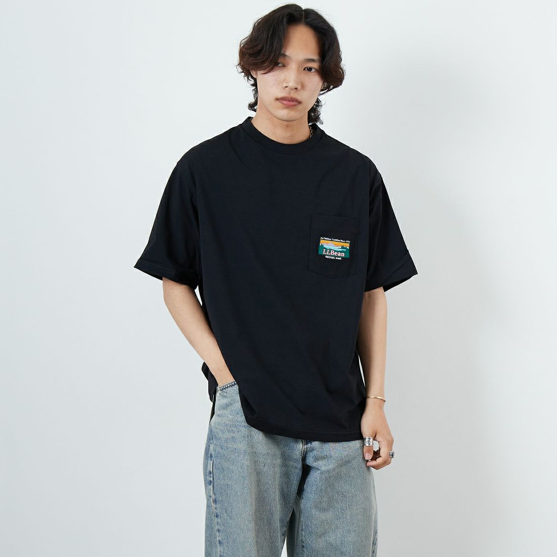 L.L.BEAN [エルエルビーン] Bean's カタディンロゴポケットTシャツ [5275-0046] 48 CHARCOA &&モデル身長：179cm 着用サイズ：L&&