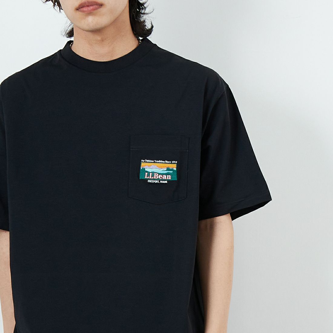 L.L.BEAN [エルエルビーン] Bean's カタディンロゴポケットTシャツ [5275-0046] 48 CHARCOA &&モデル身長：179cm 着用サイズ：L&&