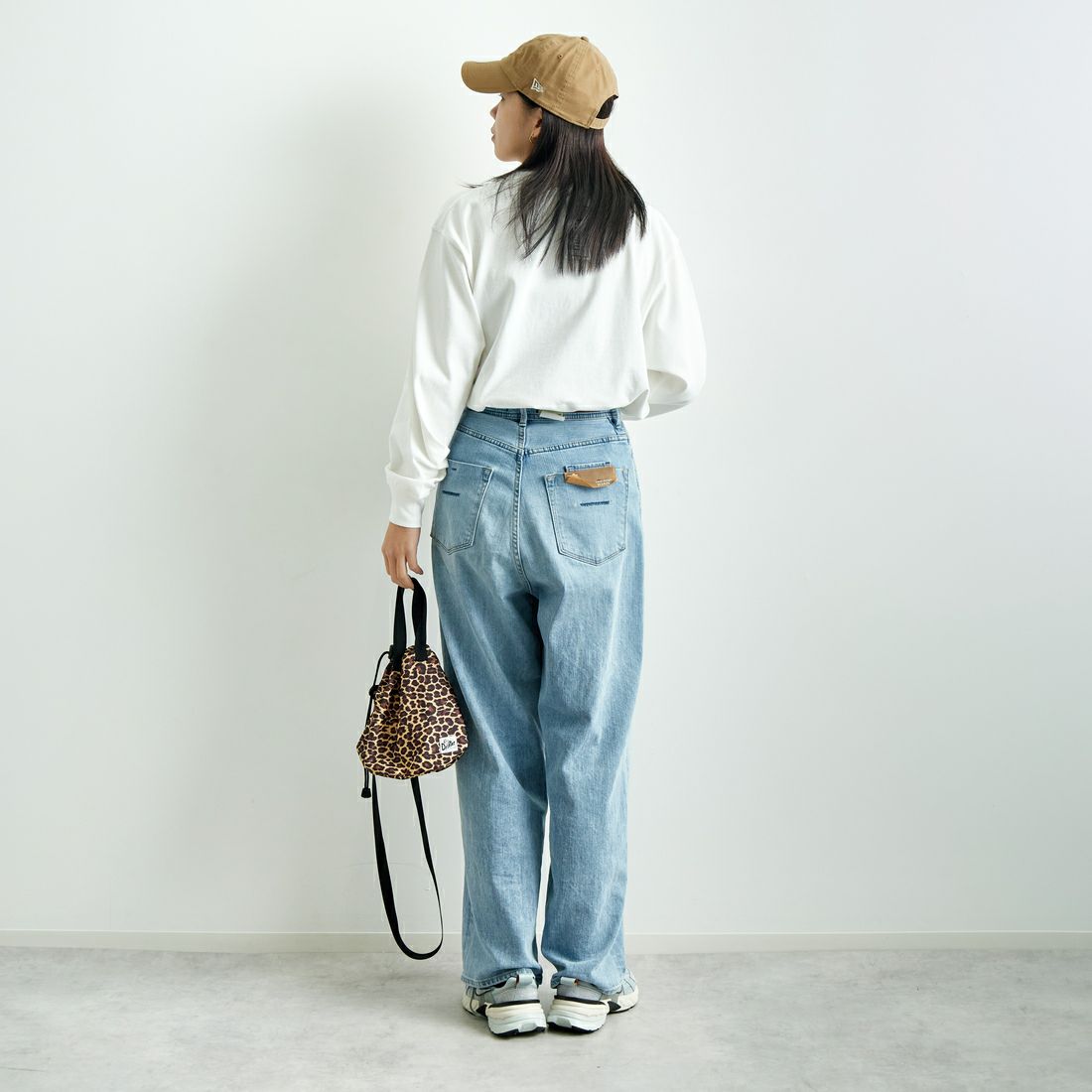 L.L.BEAN [エルエルビーン] Union ロングスリーブTシャツ [5175-9084] 09 WHITE &&モデル身長：167cm 着用サイズ：S&&