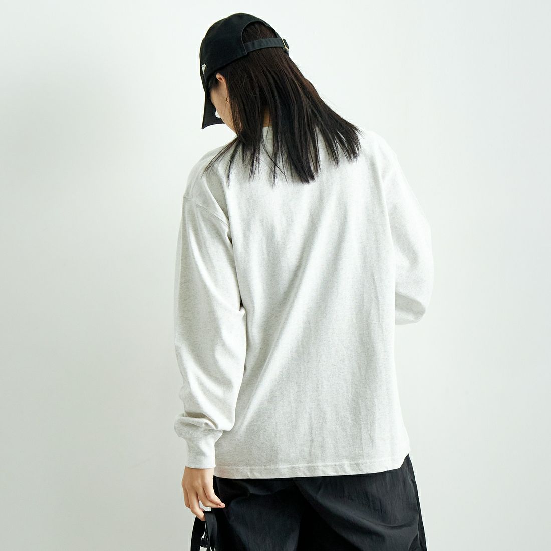 L.L.BEAN [エルエルビーン] Union ロングスリーブTシャツ [5175-9084] 19 BIRCH &&モデル身長：167cm 着用サイズ：S&&