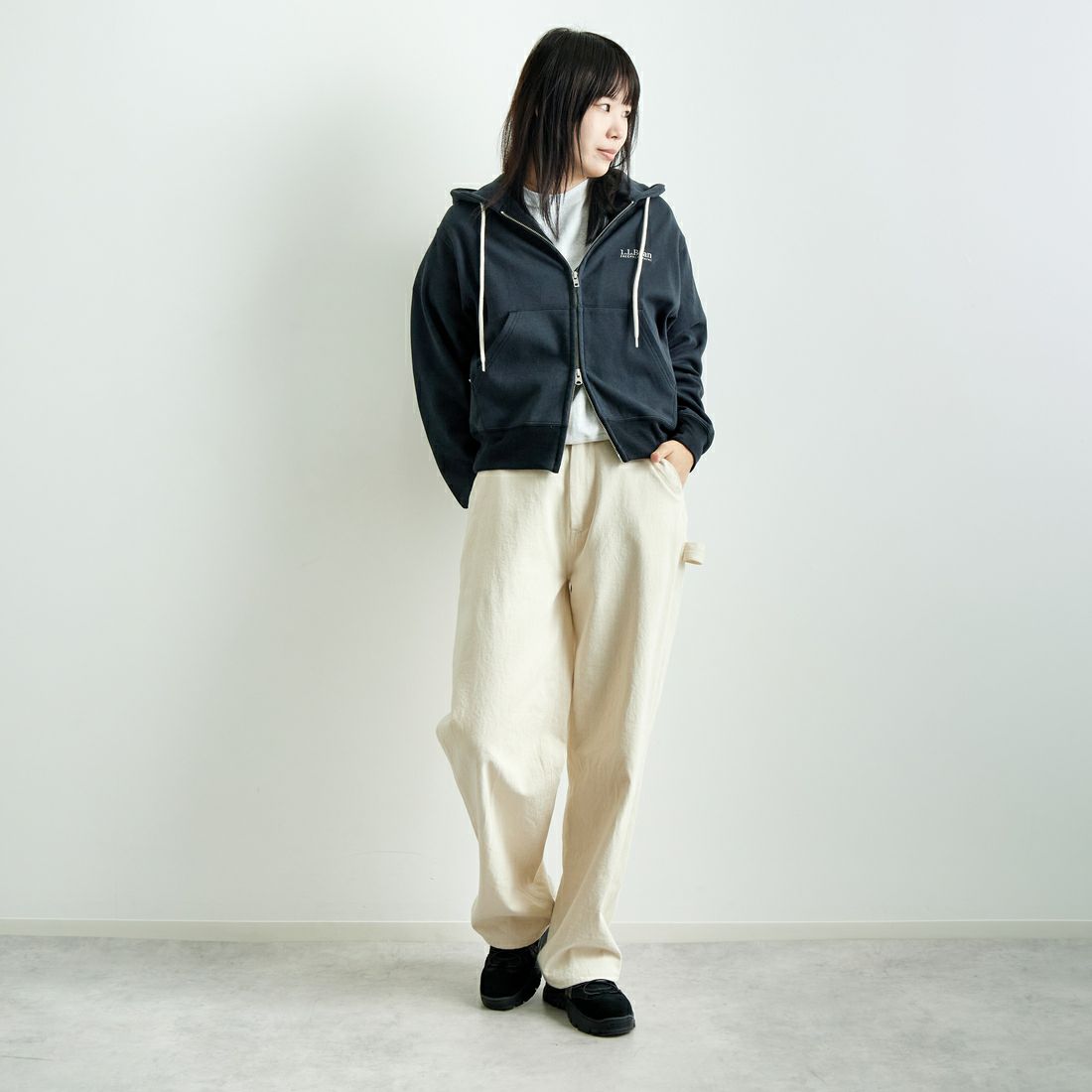 L.L.BEAN [エルエルビーン] PORTAGE フルジップフーデッドスウェット [5175-9181] 48 DK.CHAR &&モデル身長：167cm 着用サイズ：M&&