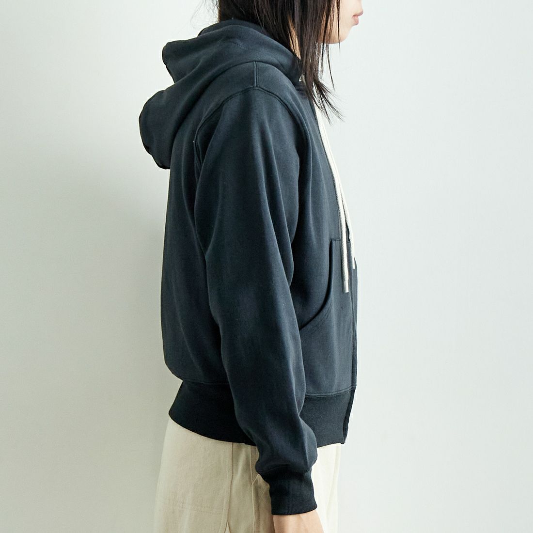 L.L.BEAN [エルエルビーン] PORTAGE フルジップフーデッドスウェット [5175-9181] 48 DK.CHAR &&モデル身長：167cm 着用サイズ：M&&