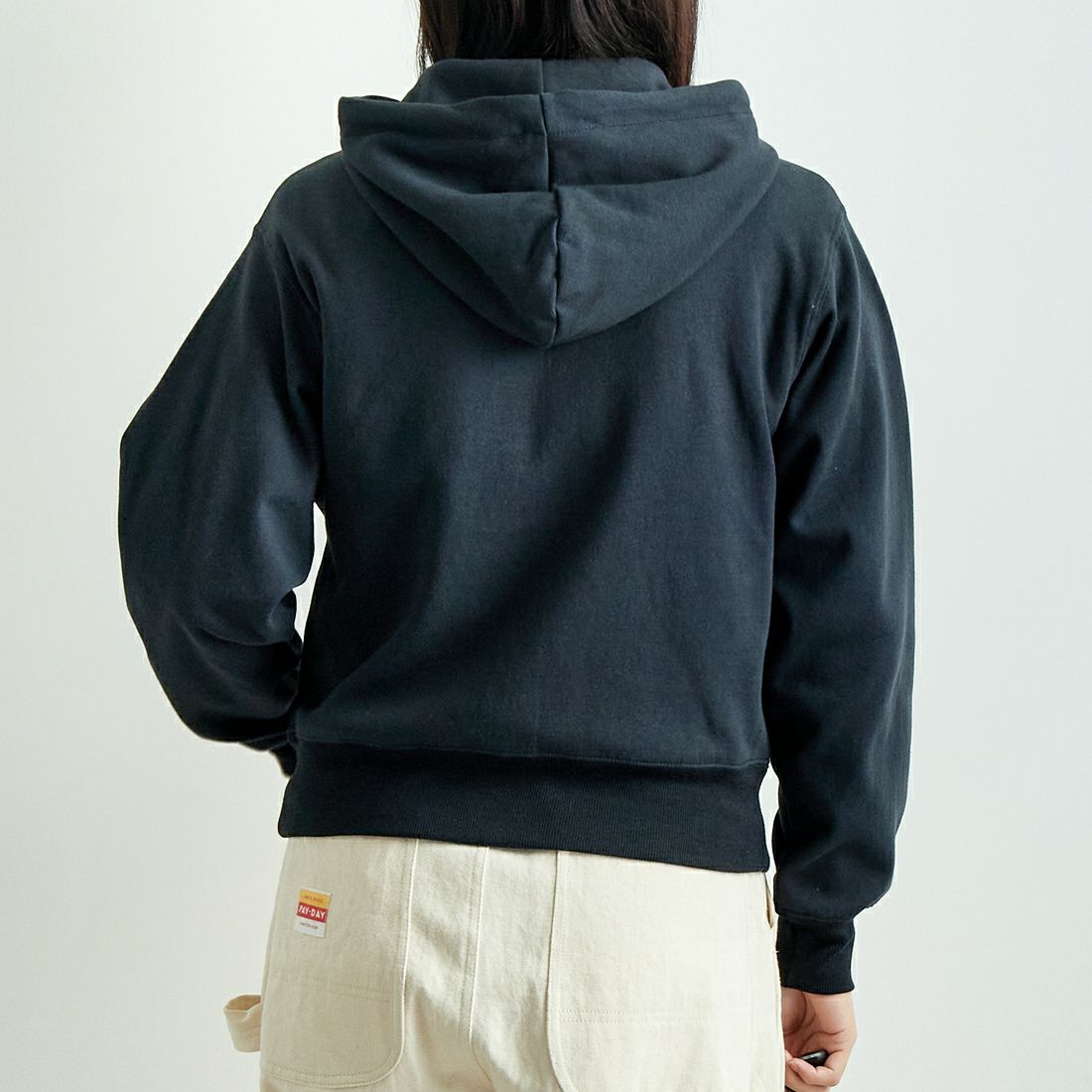 L.L.BEAN [エルエルビーン] PORTAGE フルジップフーデッドスウェット [5175-9181] 48 DK.CHAR &&モデル身長：167cm 着用サイズ：M&&