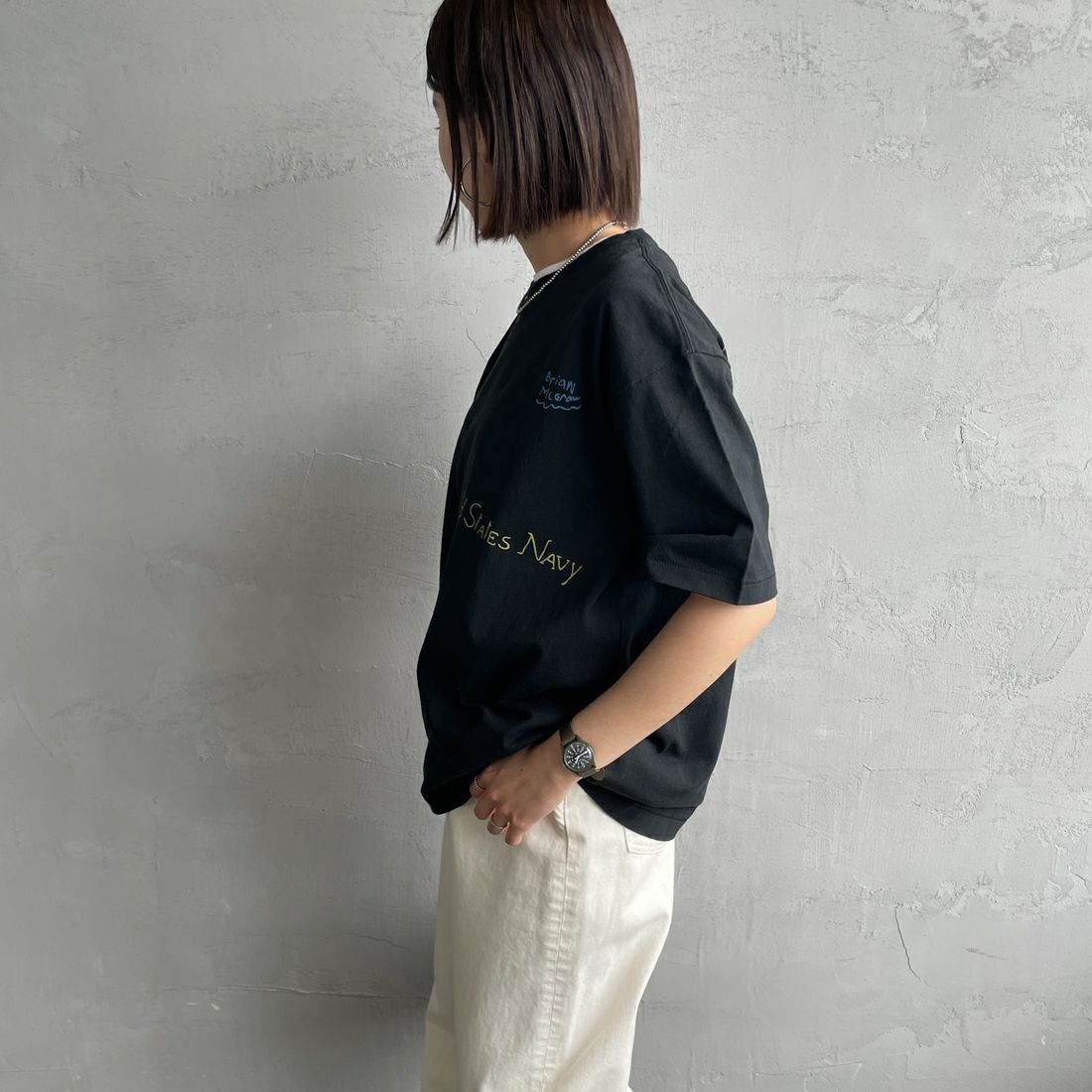 PAY DAY [ペイデイ] 別注 ミックスロゴTシャツ [PD5-CST-IN5-JF] BLACK &&モデル身長：159cm 着用サイズ：F&&