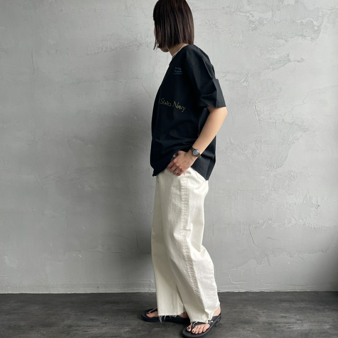PAY DAY [ペイデイ] 別注 ミックスロゴTシャツ [PD5-CST-IN5-JF] BLACK &&モデル身長：159cm 着用サイズ：F&&