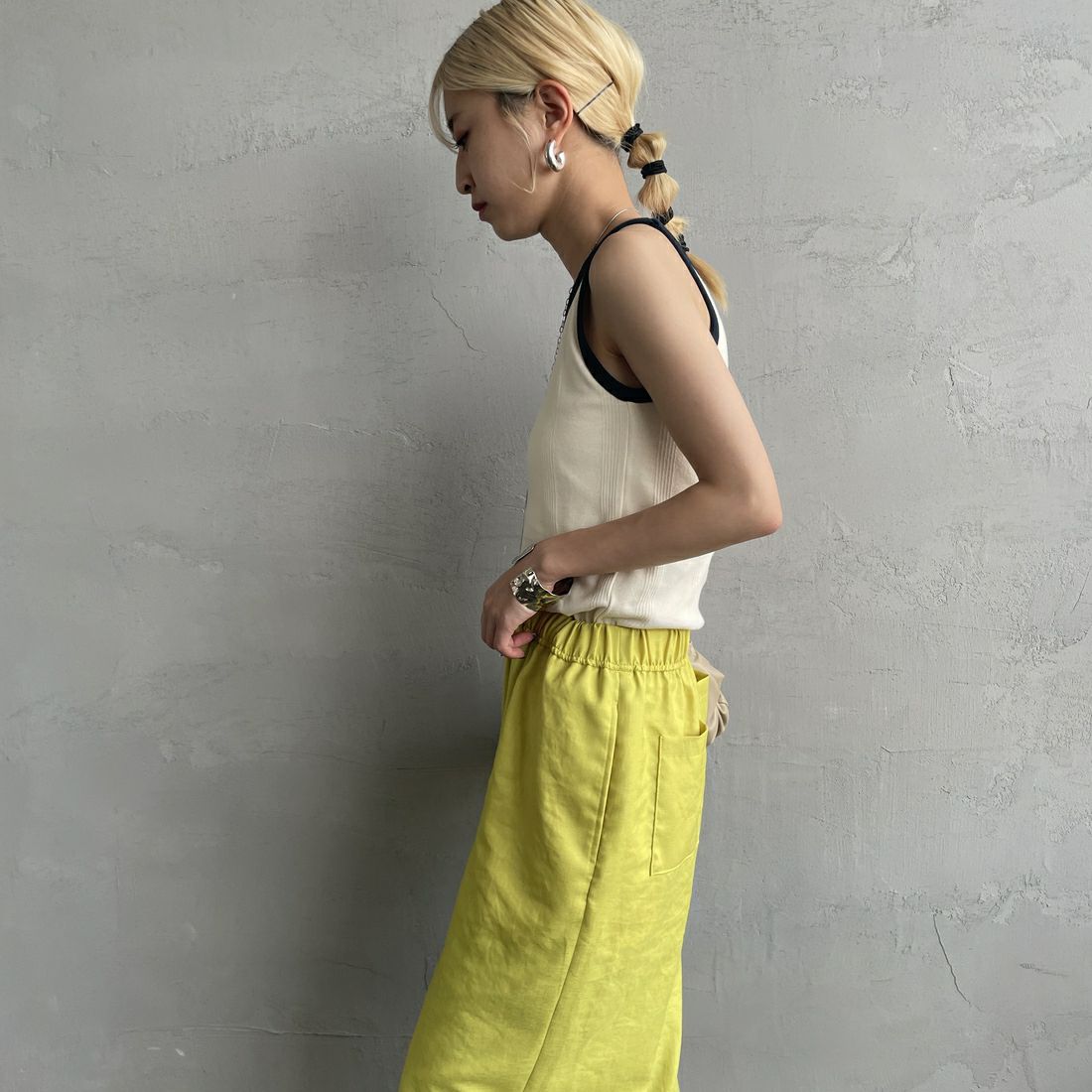 Robert P.Miller [ロバートピーミラー] 別注 配色 アメリカンスリーブパネルリブタンクトップ [RM251-2143IN-JF] IVORY &&モデル身長：150cm 着用サイズ：F&&