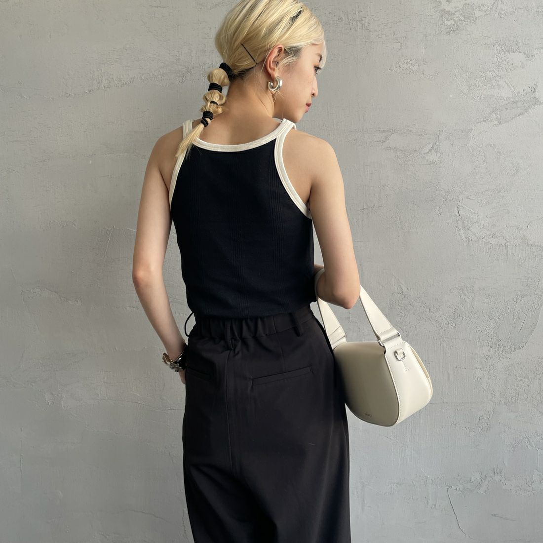 Robert P.Miller [ロバートピーミラー] 別注 配色 アメリカンスリーブパネルリブタンクトップ [RM251-2143IN-JF] BLACK &&モデル身長：150cm 着用サイズ：F&&