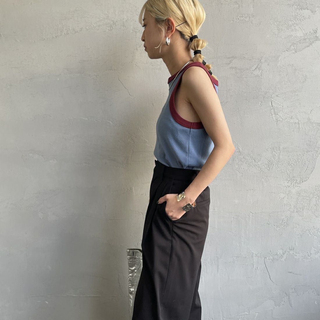 Noir Fabrik [ヌワールファブリック] コットンフライス アメリカンスリーブタンクトップ [IN-01-25SS] ｻｯｸｽ/ﾎﾞﾙﾄﾞ &&モデル身長：150cm 着用サイズ：1&&