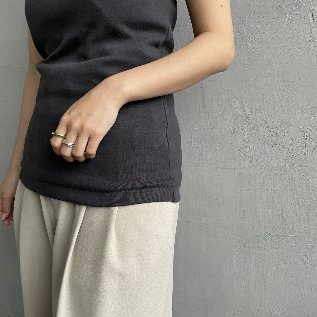 Noir Fabrik [ヌワールファブリック] コットンフライス アメリカンスリーブタンクトップ [IN-01-25SS] ｽﾐｸﾛ &&モデル身長：163cm 着用サイズ：1&&