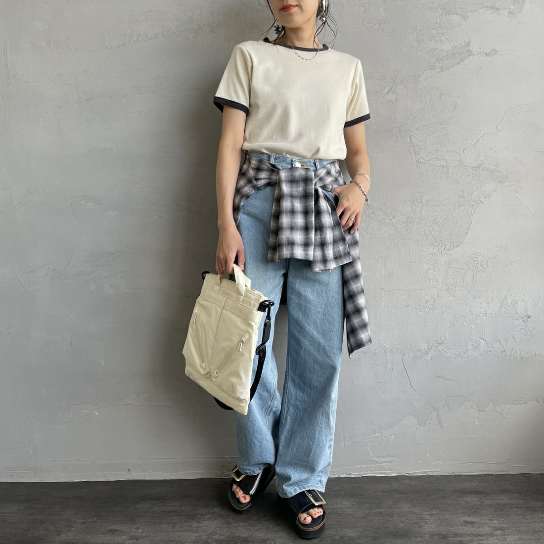 Noir Fabrik [ヌワールファブリック] コットンフライス クルーネックリンガーTシャツ [IN-02-25SS] ﾅﾁｭﾗﾙ/ｽﾐｸﾛ &&モデル身長：160cm 着用サイズ：1&&