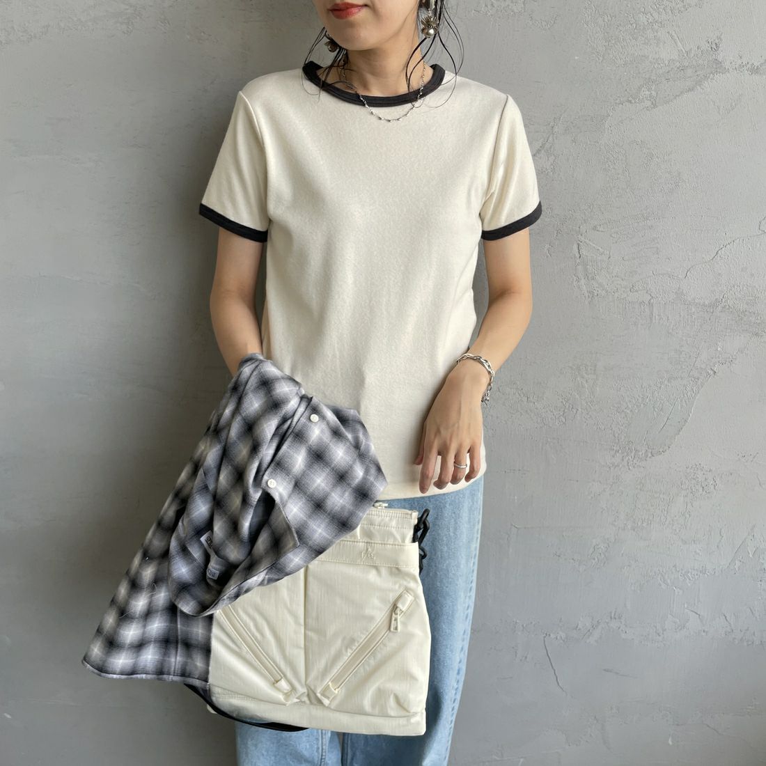 Noir Fabrik [ヌワールファブリック] コットンフライス クルーネックリンガーTシャツ [IN-02-25SS] ﾅﾁｭﾗﾙ/ｽﾐｸﾛ &&モデル身長：160cm 着用サイズ：1&&