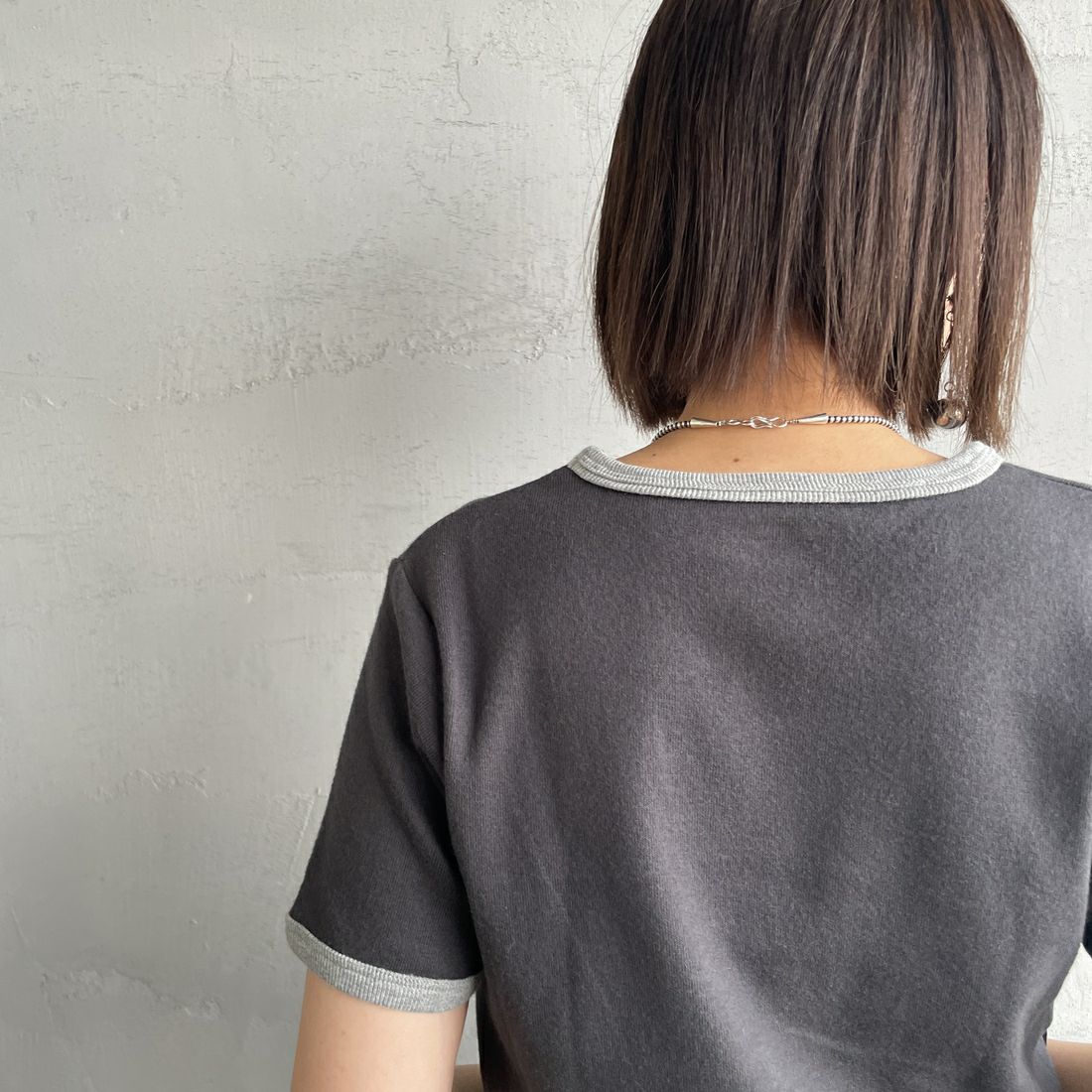 Noir Fabrik [ヌワールファブリック] コットンフライス クルーネックリンガーTシャツ [IN-02-25SS] ｽﾐｸﾛ/ｸﾞﾚｰ &&モデル身長：159cm 着用サイズ：1&&