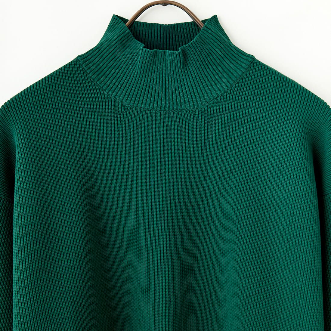 33Degrees [サーティスリーディグリーズ] 12Gポリハイネックニット [724806] D.GREEN