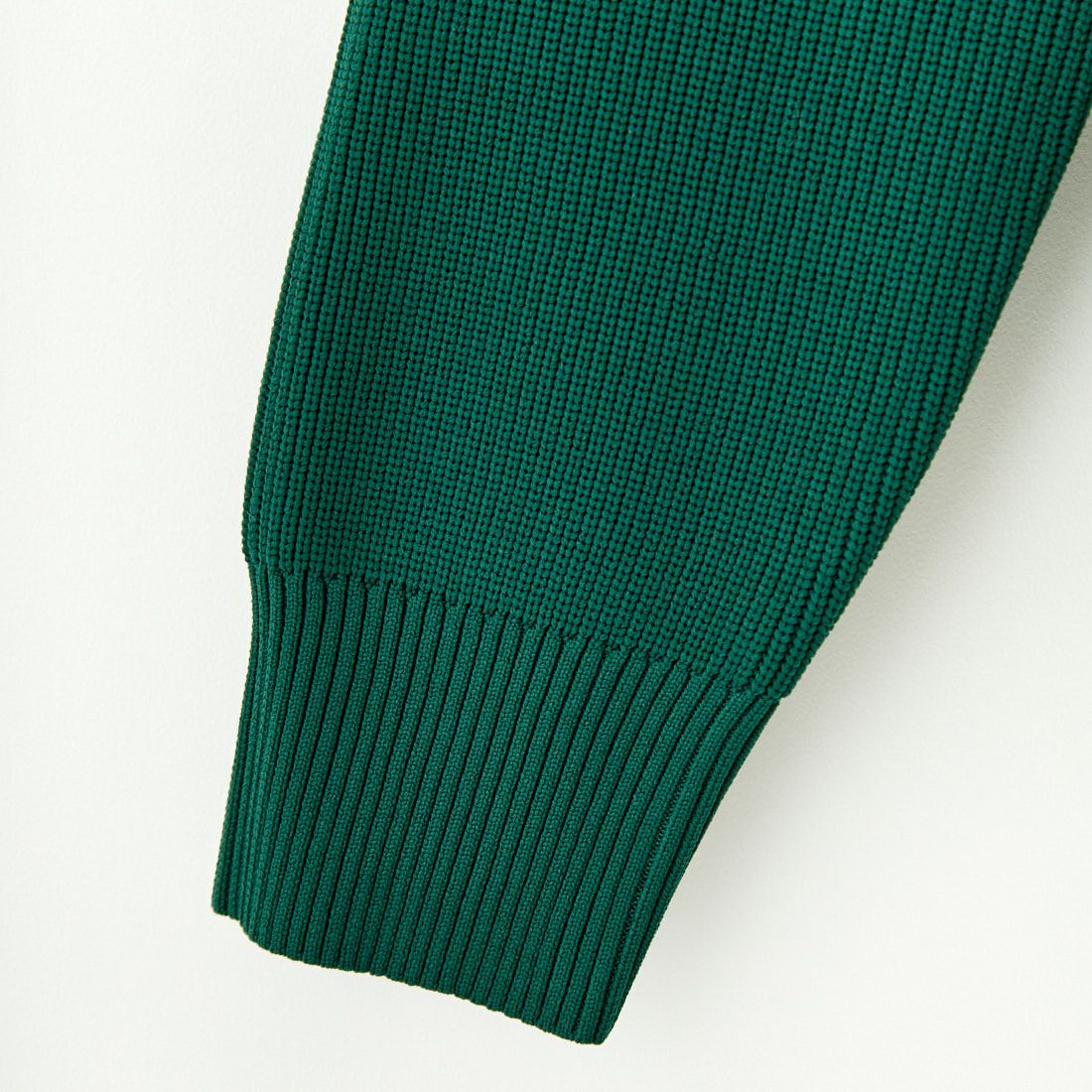 33Degrees [サーティスリーディグリーズ] 12Gポリハイネックニット [724806] D.GREEN