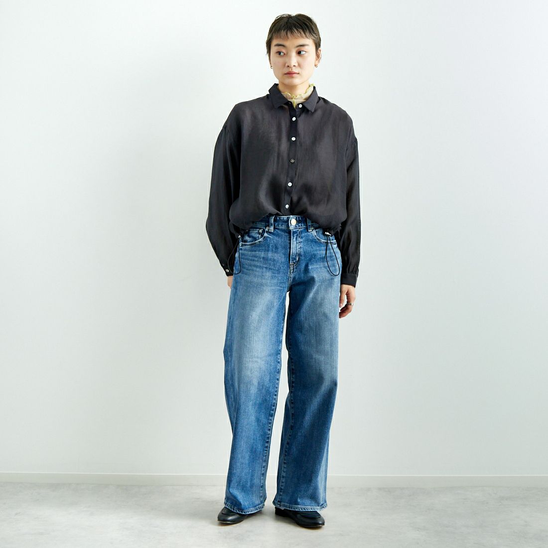 RED CARD TOKYO [レッドカード トーキョー] 35th Anniversary ワイドデニムパンツ [26W10101SMD] A-STN MID &&モデル身長：160cm 着用サイズ：24&&