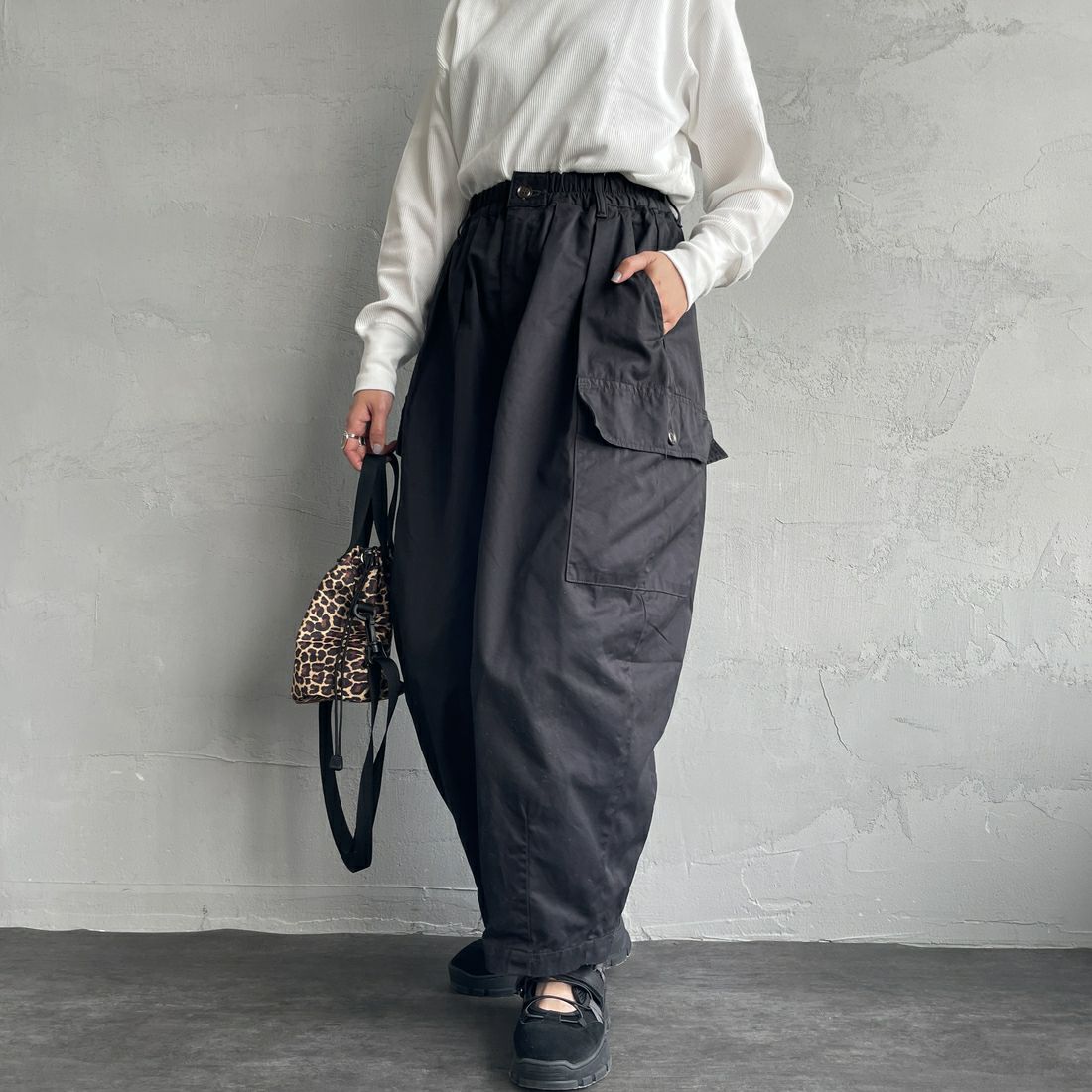 19 BLACK&&モデル身長：159cm 着用サイズ：1&&