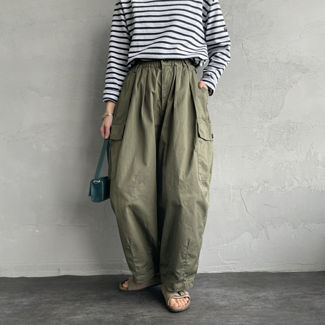 HARVESTY [ハーベスティ] サーカスカーゴパンツ [A11908] 55 MILITAR &&モデル身長：158cm 着用サイズ：1&&