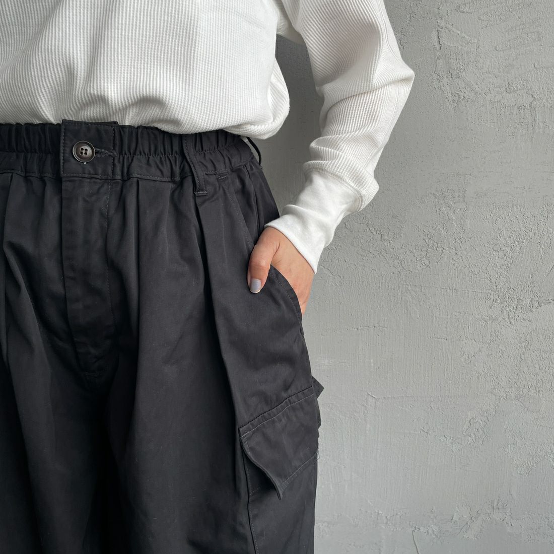 HARVESTY [ハーベスティ] サーカスカーゴパンツ [A11908] 55 19 BLACK &&モデル身長：159cm 着用サイズ：1&&