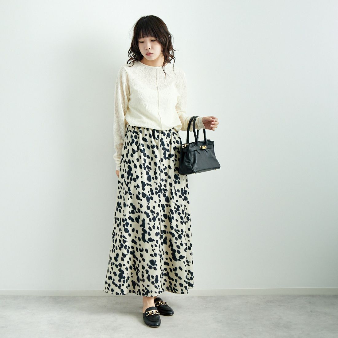 CHIGNON [シニヨン] ダルメシアンプリントマーメイドスカート [2246-497MK] BEIGE &&モデル身長：167cm 着用サイズ：F&&
