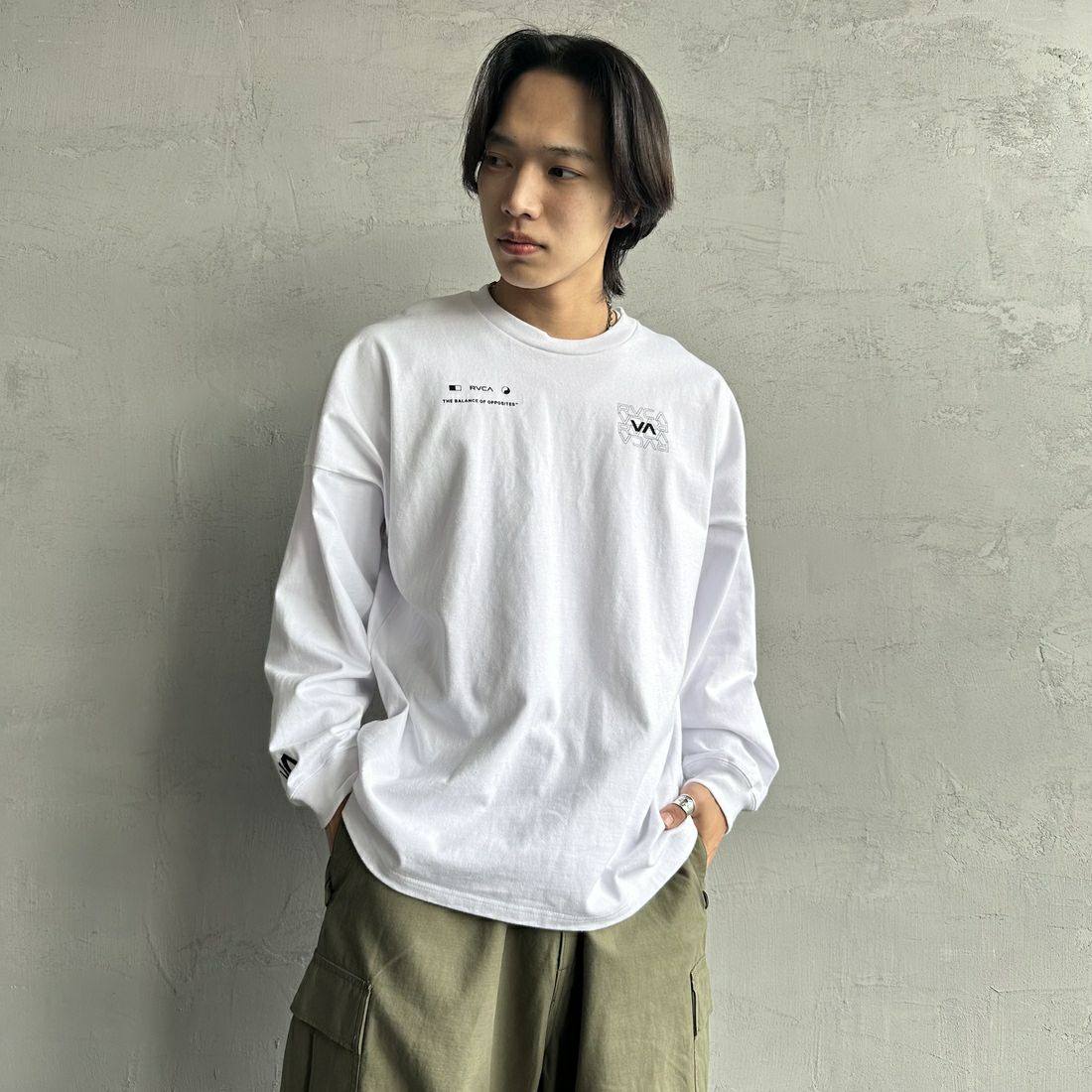 RVCA [ルーカ] RADIATE ロングスリーブTシャツ [BF041-151] WHT &&モデル身長：179cm 着用サイズ：M&&