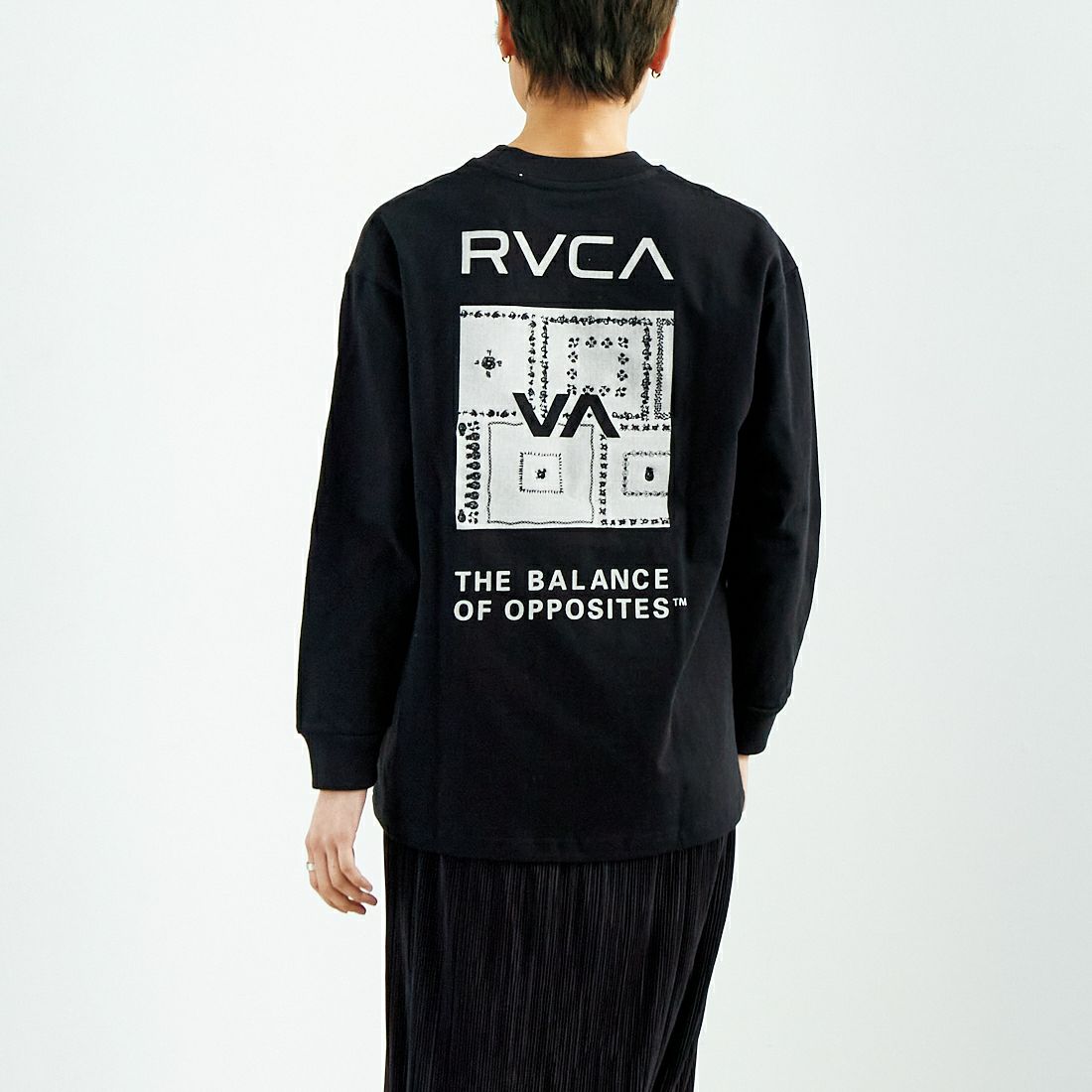 RVCA [ルーカ] バンダナ柄ボックスロゴTシャツ [BF043-051]