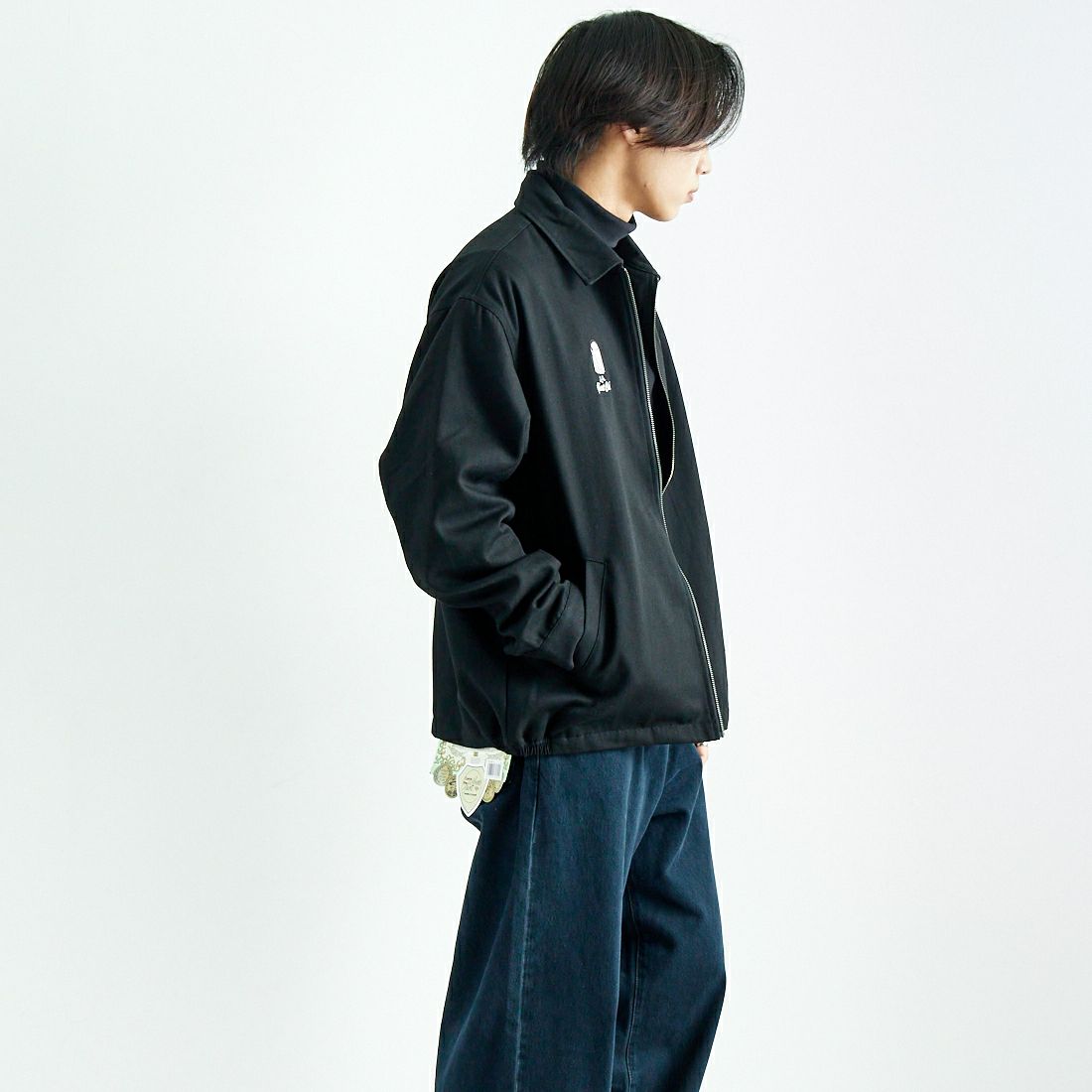 33Degrees [サーティスリーディグリーズ] 刺繍ベトジャン [TDR-251-016] 01 BLK &&モデル身長：179cm 着用サイズ：L&&