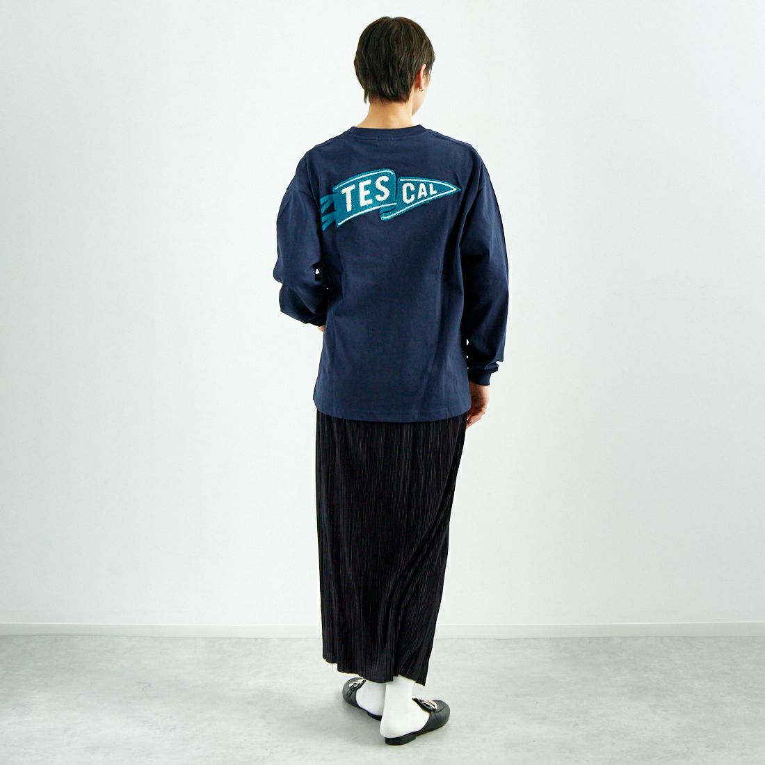 The Endless Summer [エンドレスサマー] TES サガラ刺繍ビッグロングスリーブTシャツ [C-25374303] 60 NAVY &&モデル身長：160cm 着用サイズ：S&&