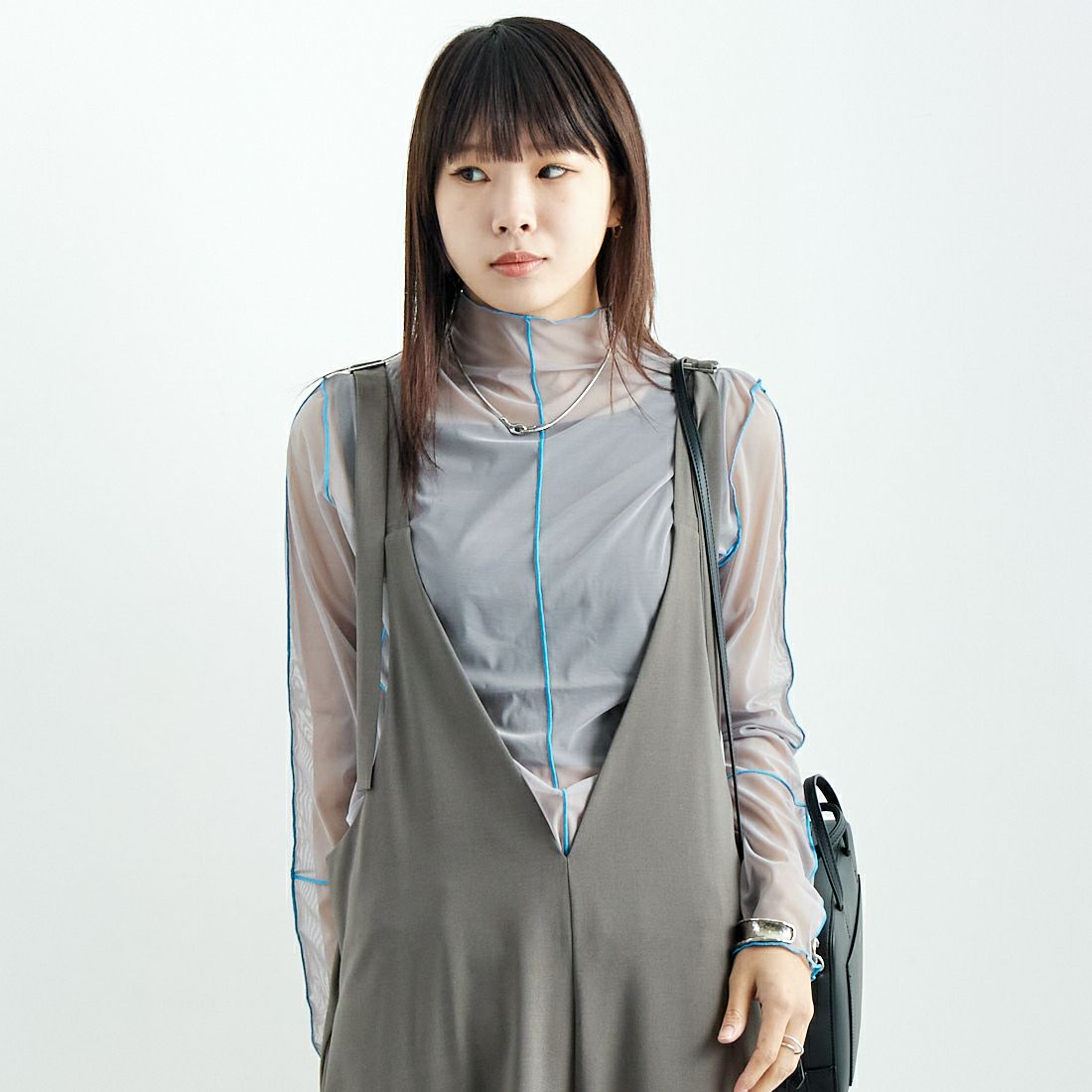 CLOCHE [クロシェ] 2WAY Vネックサロペット [51286526] ﾁｬｺｰﾙ &&モデル身長：167cm 着用サイズ：2&&