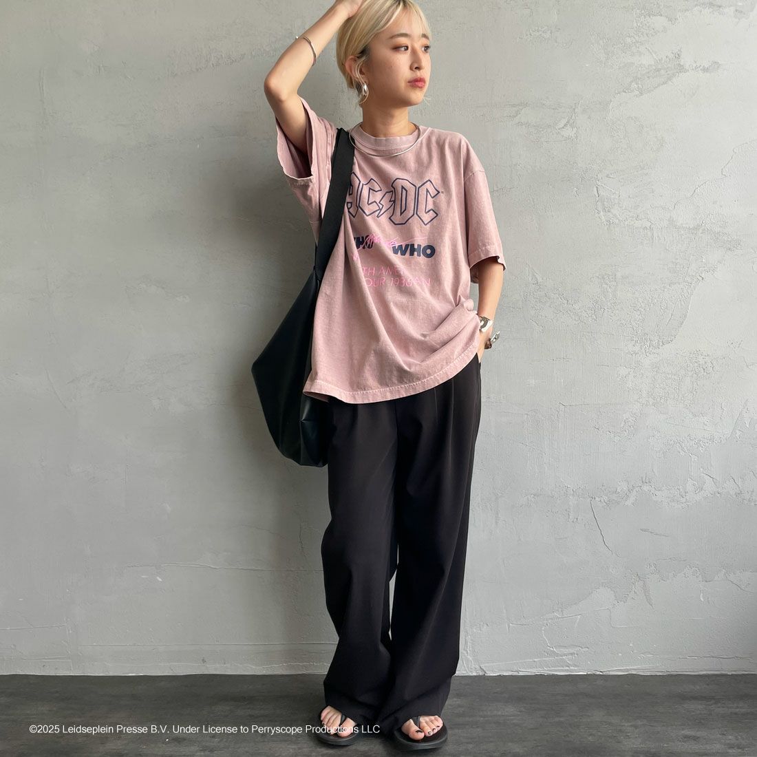 GOOD ROCK SPEED [グッドロックスピード] 別注 AC/DC ロックプリントTシャツ(Who Made Who) [INTN-023-JF] PINK &&モデル身長：150cm 着用サイズ：M&&
